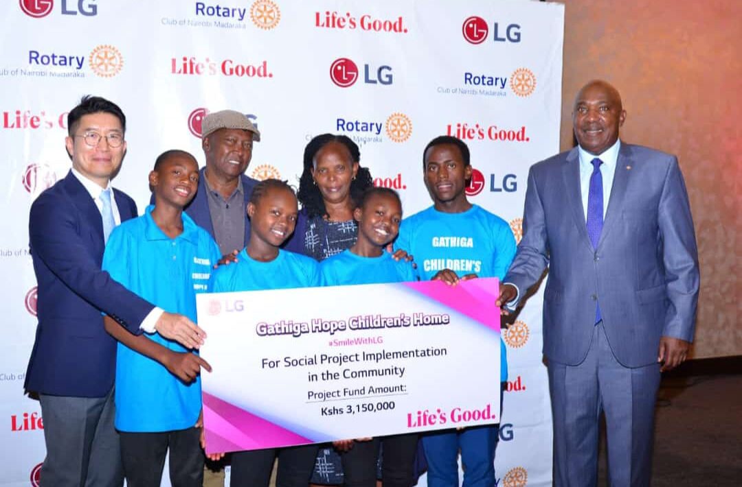 Smile with LG
